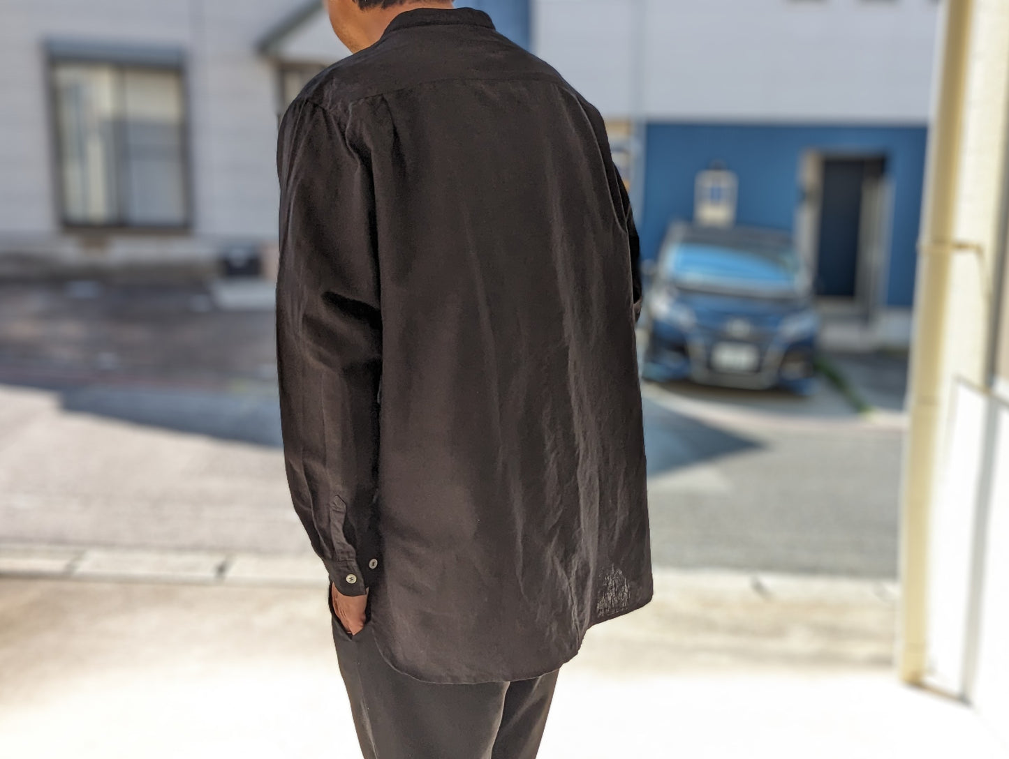 ＜OSOCU＞ 知多木綿 ヘンプコットン バンドカラーシャツ 名古屋黒紋付染