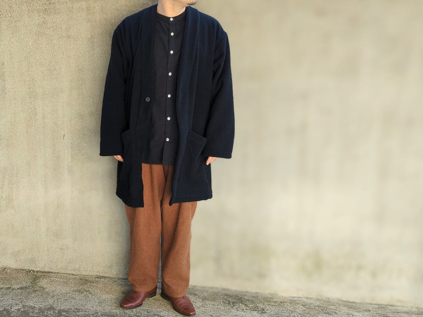＜OSOCU＞尾州ウール 毛七 ノーカラージャケット 再生羊毛（リサイクルウール） ブラック