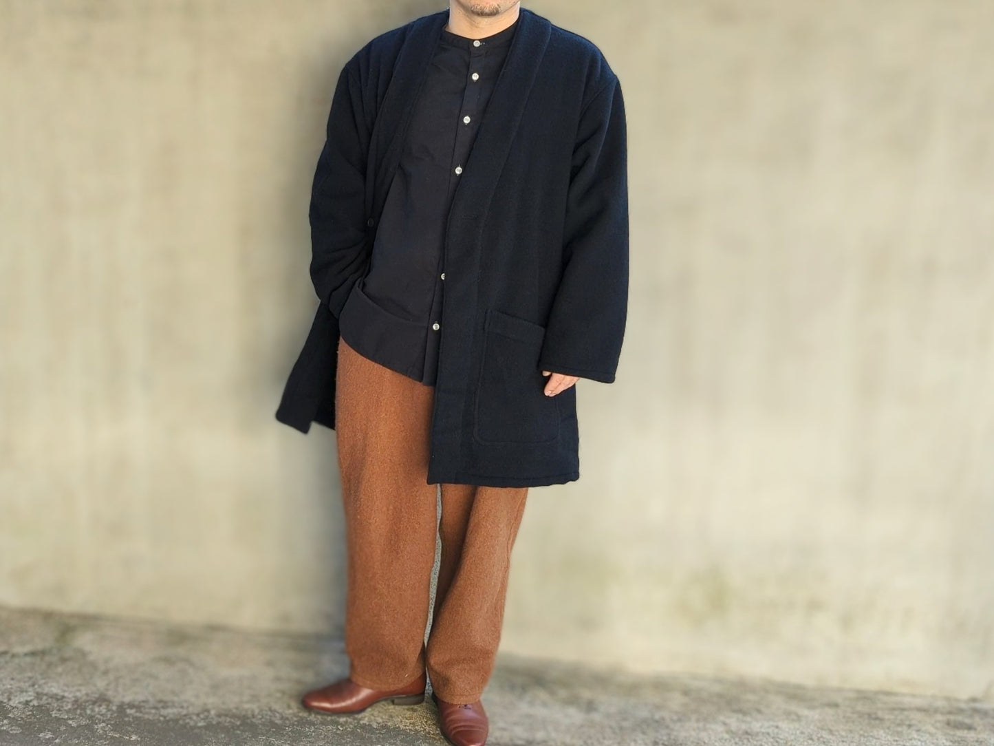 ＜OSOCU＞尾州ウール 毛七 ノーカラージャケット 再生羊毛（リサイクルウール） ブラック