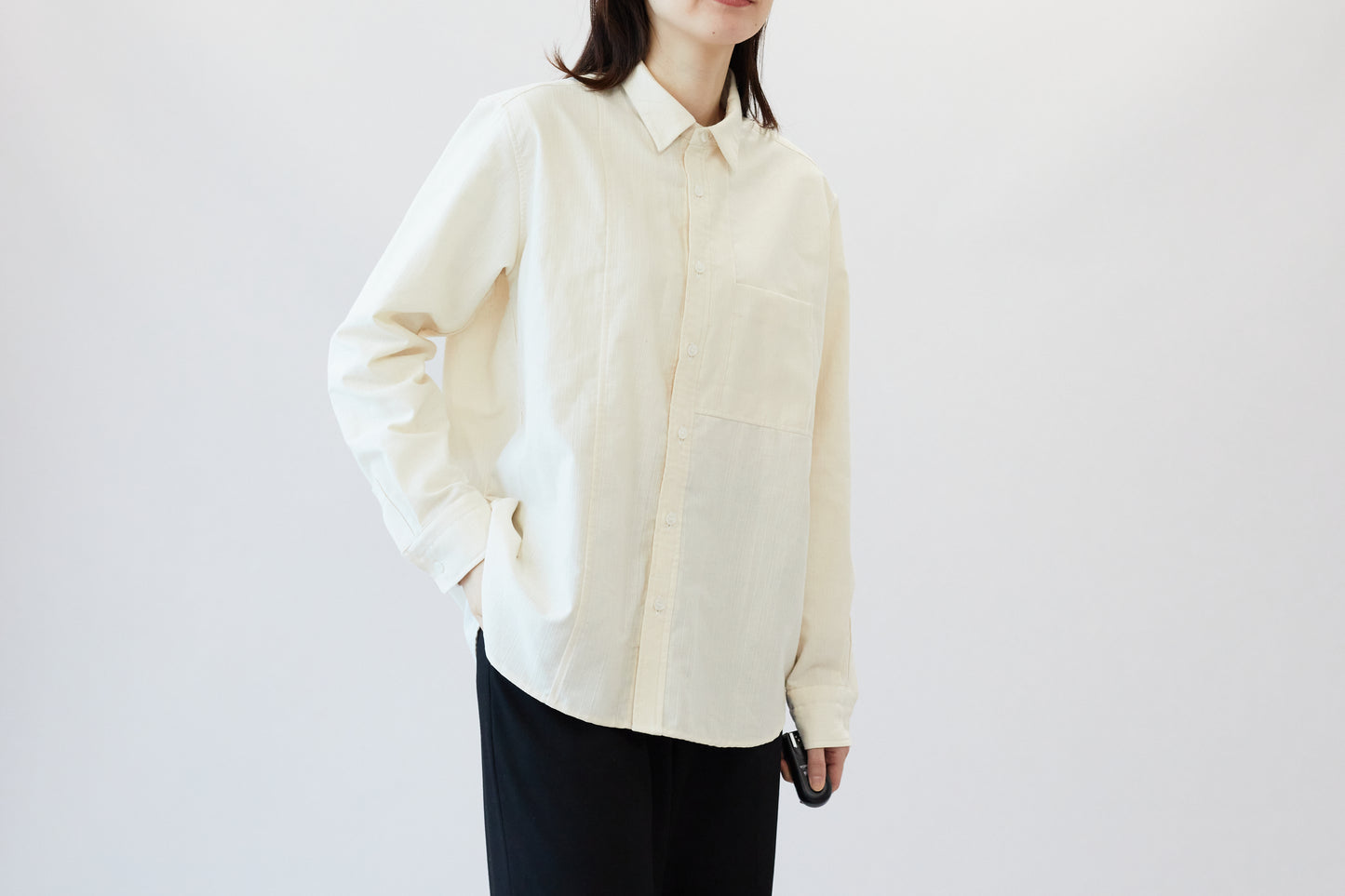 <OSOCU> 知多木綿 シャンタン生地 レギュラーカラーシャツ 生成